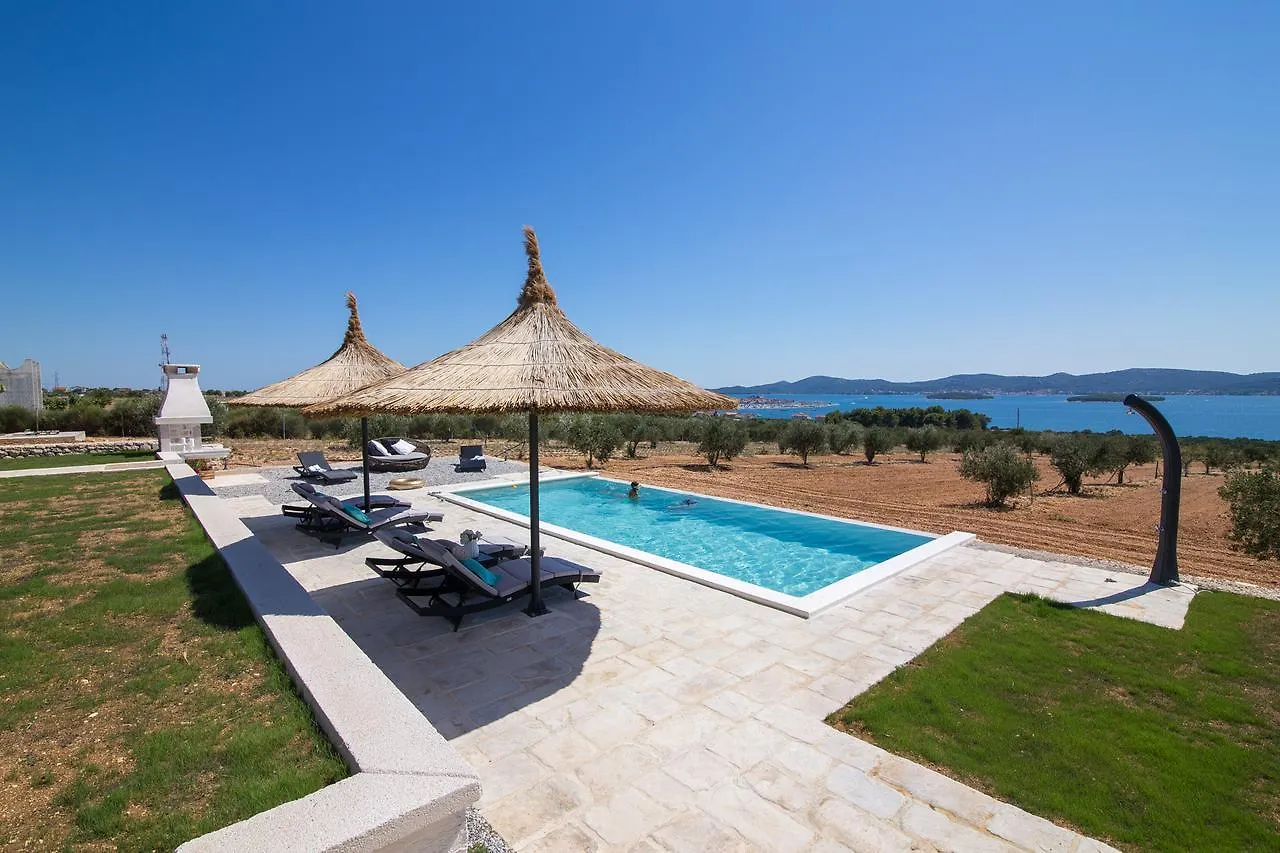Estate Villa Duo Biograd Na Moru 0*,